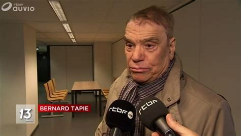 Malgré les coups reçus, bernard tapie n'a pas voulu être hospitalisé, car il ne voulait pas qu'il n'y ait d'amalgame avec son double cancer. Bernard Tapie atteint d'un cancer : Il apparaît très ...