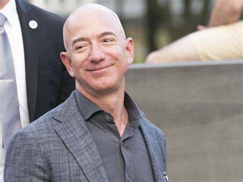 See how much jeff bezos gained since you loaded the page. Самый богатый человек в мире официально развелся с женой ...