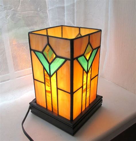 Bieye l10697 lily flower tiffany style blown glass table lamp night light with 4 inch wide glass shade for bedside living room, orange. Pin on Stained glass table lamps