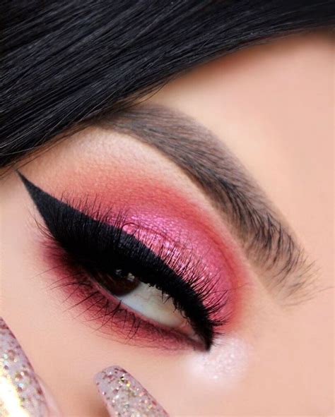 Modern pomades along with all the offshoots are getting better and better. Girly Vibes 🌸 | Too much makeup, Gel eyeliner, Brow pomade