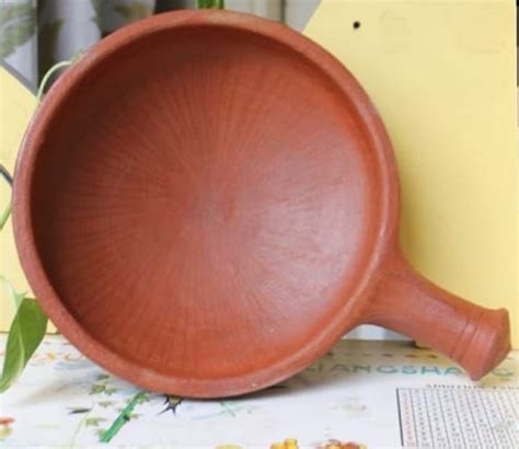 It's believed that food is at its best in taste and. Clay Pot Cookware Online India / Buy Clay Pots Online At ...