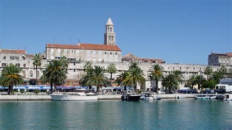 Chorvatsko je dlouhodobou jedničkou co do počtu českých turistů. Primoštenské vinohrady - podaří se Chorvatsku získat další ...