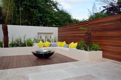 Since the studio was established in london in 2004 charlotte rowe garden design has designed over 250 landscape and garden design projects for clients in the uk and overseas. Garden Design London Cat Howard Anewgarden #balham #clapham #tooting #wimbldon #richmond ...