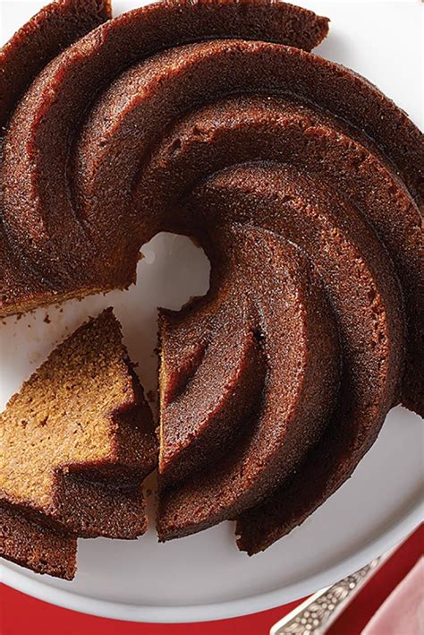 No christmas meal would be complete without an indulgent christmas dessert or two. Cider-Gingerbread Bundt Cake | Recipe | Cake recipes ...