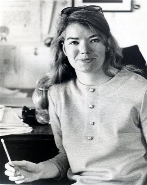 Although she was educated in paris and at. Le film Raise Hell: The Life & Times of Molly Ivins
