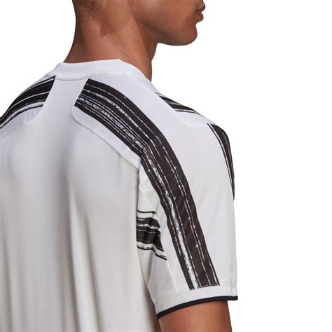 This juventus home jersey makes a statement with bold brush strokes and golden details. Adidas Juventus 2020/21 Home Soccer Jersey - White/Black ...