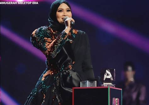 Tonton anugerah meletop era 2018 secara live! Senarai Penuh Keputusan Pemenang Anugerah MeleTOP Era (AME ...