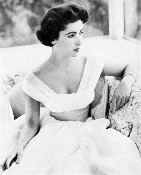 Welcome to the official #elizabethtaylor twitter account. Elizabeth Taylor is one of the most beautiful women to ...