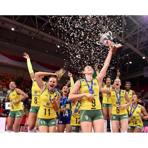 She was part of the brazil women's national volleyball team that won silver at the 2015 pan american games in toronto, ontario, canada. NT Volei: ROSAMARIA MONTIBELLER - CAMPEÃ MUNDIAL SUB-23 ...