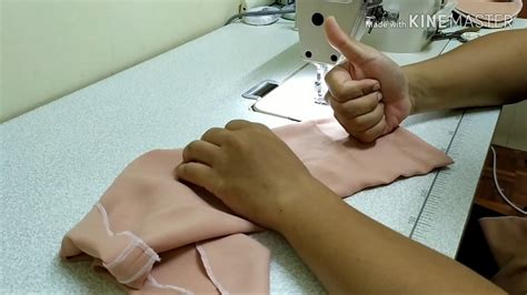 Untuk panduan lengkap cara menjahit baju kurung tradisional, baju kurung moden, baju kurung riau. New Proses jahit baju kurung moden - YouTube