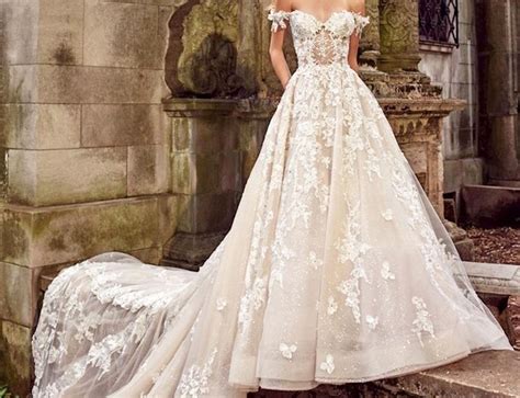Grigio perla, sfoderabile e lavabile con struttura in acciaio. Abito Da Sposa Grigio Perla / Abiti Da Sposa Colorati ...
