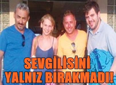 Bugüne kadar izleyici hep farah zeynep abdullah'tan ayrılığın sebebine dair bir açıklama bekledi. FARAH ZEYNEP ABDULLAH, YENİ FİLMİ İÇİN YURDA DÖNDÜ ...