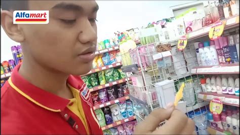 Kerja di almart sambil kulia : HARI PERTAMA KERJA DI ALFAMART - YouTube