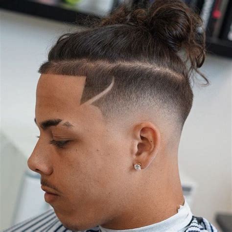 Men's hair, haircuts, fade haircuts, short, medium, long, buzzed, side part, long top, short sides, hair style, hairstyle, haircut, hair color, slick back, men's hair trends, disconnected, undercut, pompadour, perm, shaved, hard part, high and tight, mohawk, mullet, nape. latino mens haircuts 2019 | Tatuagens de cabelo, Cabelo ...