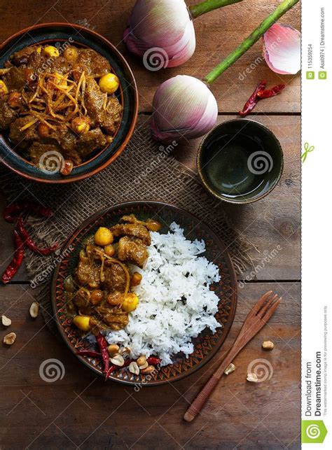 Even ketchup and sriracha are used! Gaeng Hang Lay Thai Curry. Thai Food Stock Photo - Image of culinary, chiang: 115359254