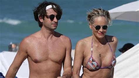 Maybe you would like to learn more about one of these? PHOTOS Sharon Stone fête ses 60 ans à la plage avec son ...
