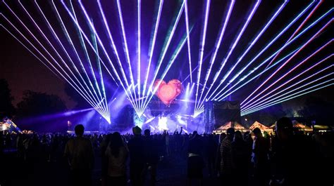 The beats for love festival takes place in an old industrial area which is transformed in a place of love and where beats are the. Ostrava žije festivalem Beats for Love. První den přišlo ...