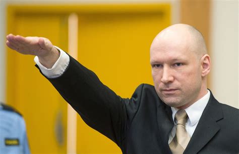 Anders behring breivik naît à l'hôpital aker d'oslo le 13 février 1979 29. Anders Breivik gives Nazi salute on return to court as he ...