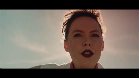 verse 1 i had it all planned out before you met me was gonna leave early and so swiftly maybe in a fire or crash off a ravine people would weep, how tragic, so early. Sylvan Esso Die Young OFFICIAL - YouTube