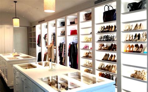 豪華すぎる!!海外セレブのクローゼット - 35歳からのファッションコーデアップグレード術 Celebrity style closets within your budget | closet factory.