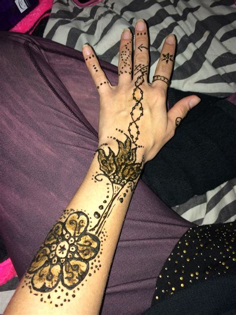 Alternative times by appointment only. Crazicandi Columbia mo | Hand henna, Hand tattoos, Henna ...