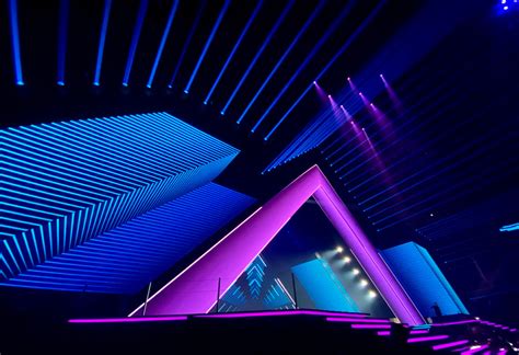 Dansk melodi grand prix is an annual music competition organised by danish public broadcaster danmarks radio (dr), which determines the country's representative for the eurovision song contest. Danish 'Melodi Grand Prix' Dazzles with Hippotizer Karst+ ...