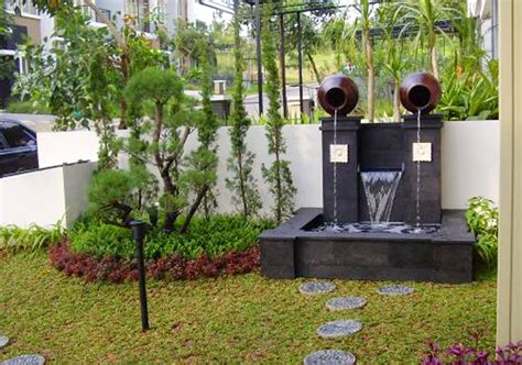 Jenis rumput jepang membutuhkan perawatan rutin, seperti pemangkasan minimal sebulan sekali, pemupukan yang lebih telaten sekitar dua kali dalam sebulan, dan bentuknya yang bergelombang dan teksturnya yang lembut membuat jenis rumput golf ini menjadi salah satu yang paling favorit. taman hias | taman bogor | rumput taman | tukang rumput ...