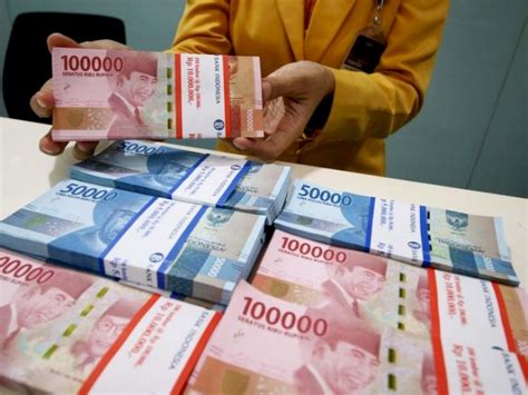 Pasalnya, para phl tersebut belum menerima hak mereka berupa gaji bulan september 2020. PNS, Pegawai Non-PNS Terima Gaji ke-13 Hari Ini | Papua Kini