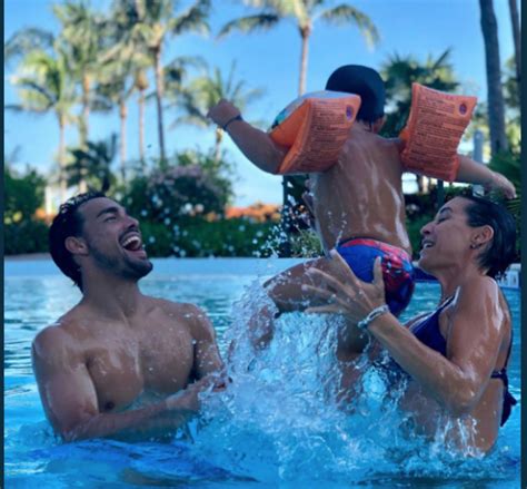 In collegamento con un giorno da pecora, insieme a fognini c'era anche flavia pennetta, che riguardo alla strettissima convivenza di questo periodo col compagno ha spiegato: Fognini pennetta - Dago fotogallery