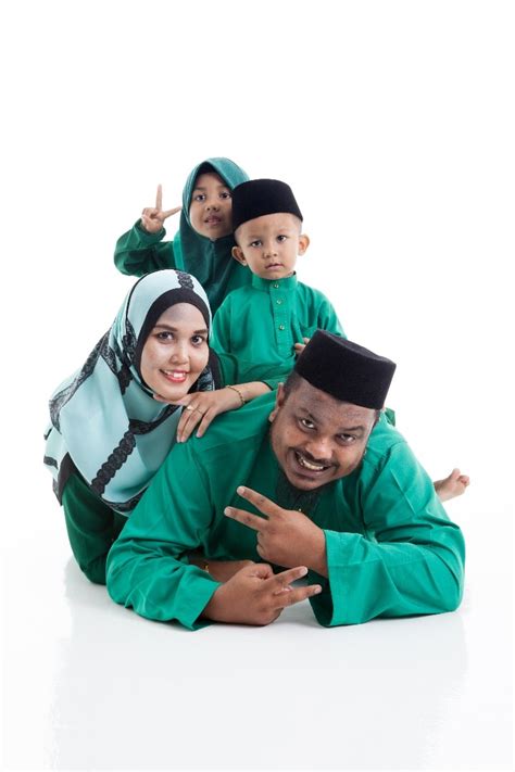 This is selamat hari raya aidiladha 2017 by syibrah aqilah on vimeo, the home for high quality videos and the people who love them. Hari Raya Aidilfitri 2017 - Tamtam Family