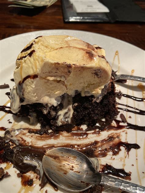 Experience steaks done right in riverview, florida at longhorn steakhouse. Dessert At Longhorn / Longhorn Steakhouse Debuts New Steak And Bourbon Ice Cream The Fast Food ...