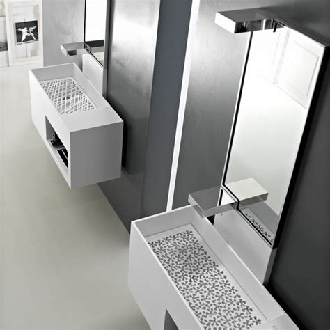 It can naturally be combined with any style of interior, creating an atmosphere of relaxation. High quality Italian bathroom furniture with minimalist design