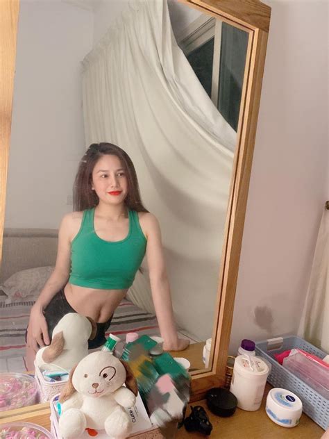 Nurumassage abigail mac assures her stepbrother it's only a practice before the exam 12 min. Phuong Hanoi, Vietnamese escort in Dubai