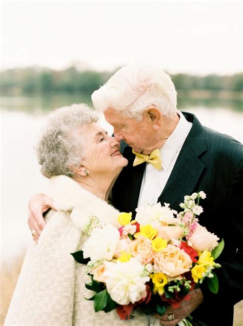 Mit einem schönen gedicht zur diamantenen hochzeit können sie einen liebevollen beitrag zur feier der. Sprüche Zur Diamantenen Hochzeit / Diamantene Hochzeit ...