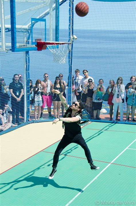 I am a senior software engineer with a bachelors degree in computer science from university of washington. This is my baby playing cocky basketball! Love him! | Baby ...