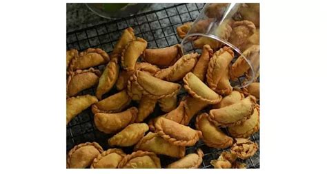 /r oses pemanas pemanasan, gar gar am. Resep Pastel Keju Mini Isi Abon Yang Gurih Dan Enak