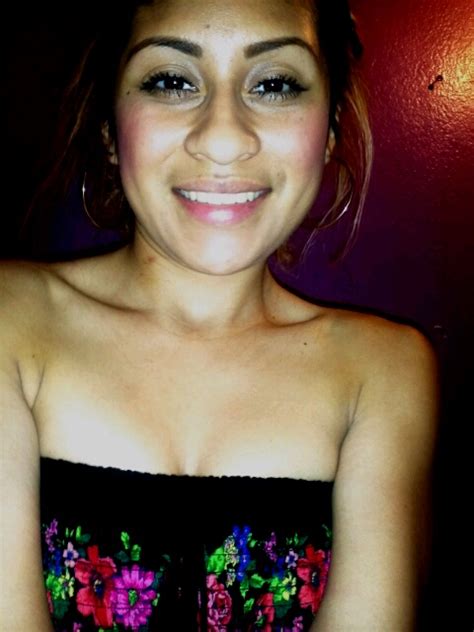 Learn how rich is she in this year and how she spends. nina hernandez (@neeena101) | Twitter