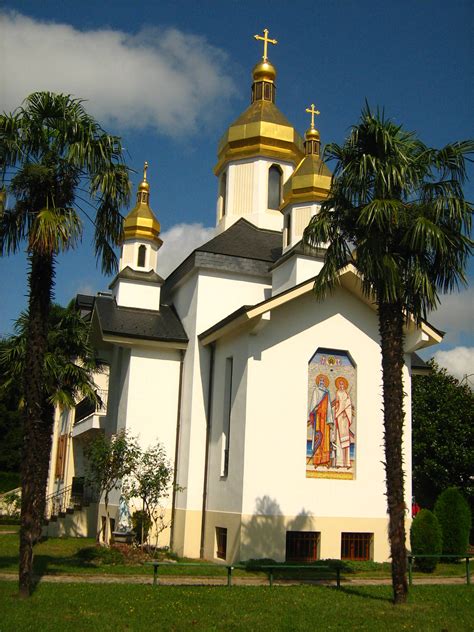 У тропарі успіння пресвятої богородиці це ж і сказано: Церква Успіння Пресвятої Богородиці (Лурд) — Вікіпедія