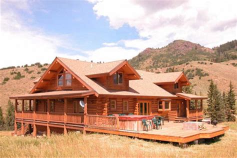 The vast menu spans fresh salads, entrees, sandwiches and burgers. Steamboat Springs, Colorado Cabin Rentals & Getaways - All ...