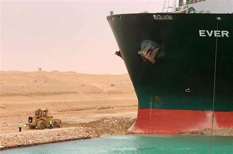 Traffic is expected to resume soon, port agent gac said on. Massive cargo ship becomes wedged, blocks Egypt's Suez ...