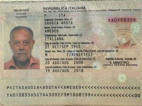 Personale medico al lavoro all'amedeo di savoia di torino. Amedeo di savoia passaporto - Dago fotogallery