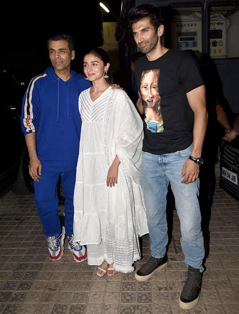 Jackky bhagnani (born 25 december 1984) is an indian bollywood actor, film producer and entrepreneur. Alia, Varun watch Kalank with Janhvi, Ananya, Kriti ...