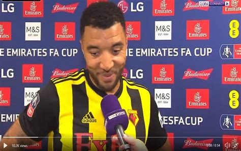 Raul jimenez sin cara mask. Video: Watford's Deeney destroys Jimenez for mask celebration