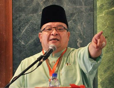 Download lagu kepala bapak kau mp3 gratis dalam format mp3 dan mp4. 'KEPALA BAPAK KAU', MENCARUT, MAKI HAMUN… BUKAN ASING BUAT ...