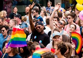 Alle infos & programm auf blick.ch. Zurich Gay Pride Festival 2021 Weekend Tour - Adonis Gay ...