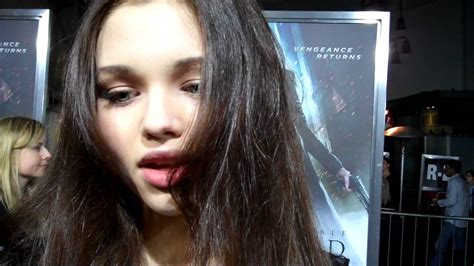 She switches place with her supportive, but evil, twin that she discovers in the mirror's reflection, but the newfound freedom unleashes suppressed feelings. India Eisley at the "Underworld: Awakening" premiere - YouTube