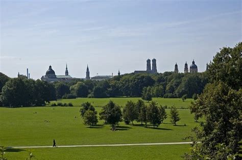 Besuchen sie einen der beliebten biergärten oder entdecken sie den park per fahrrad. Parken am Englischen Garten | Parkplatz, Parkhaus mieten