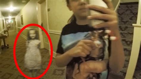 Ghost caught on nest camera. 5 Fantasmas Captados Por Cámara En La Vida Real - Poltergeist 2020 - YouTube