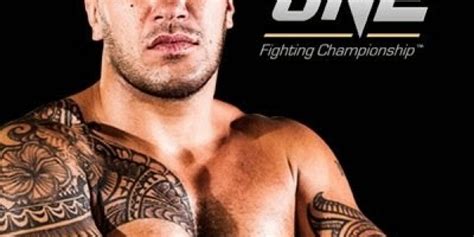 He is a former wec heavyweight champion and currently resides in san diego, california. Brandon Vera vecht in december voor ONE FC zwaargewicht ...