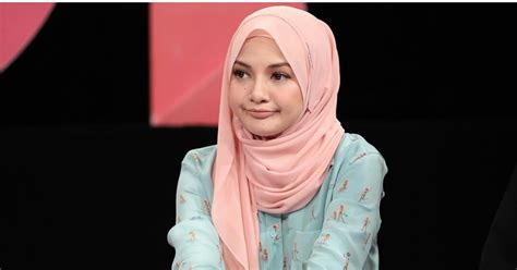 Inilah 10 artis malaysia paling cantik menurut saya hehehehe 1. Moshi Moshi: ARTIS MALAYSIA PALING CANTIK+JELITA+COMEL ...